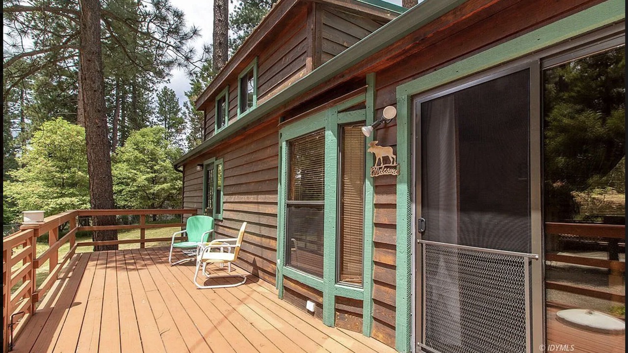 Photo of Patio Balcony in Idyllwild