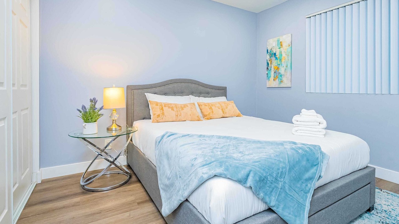 Photo of Bedroom in Altadena