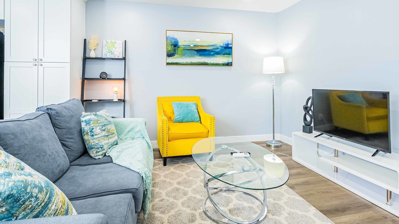Photo of Livingroom in Altadena