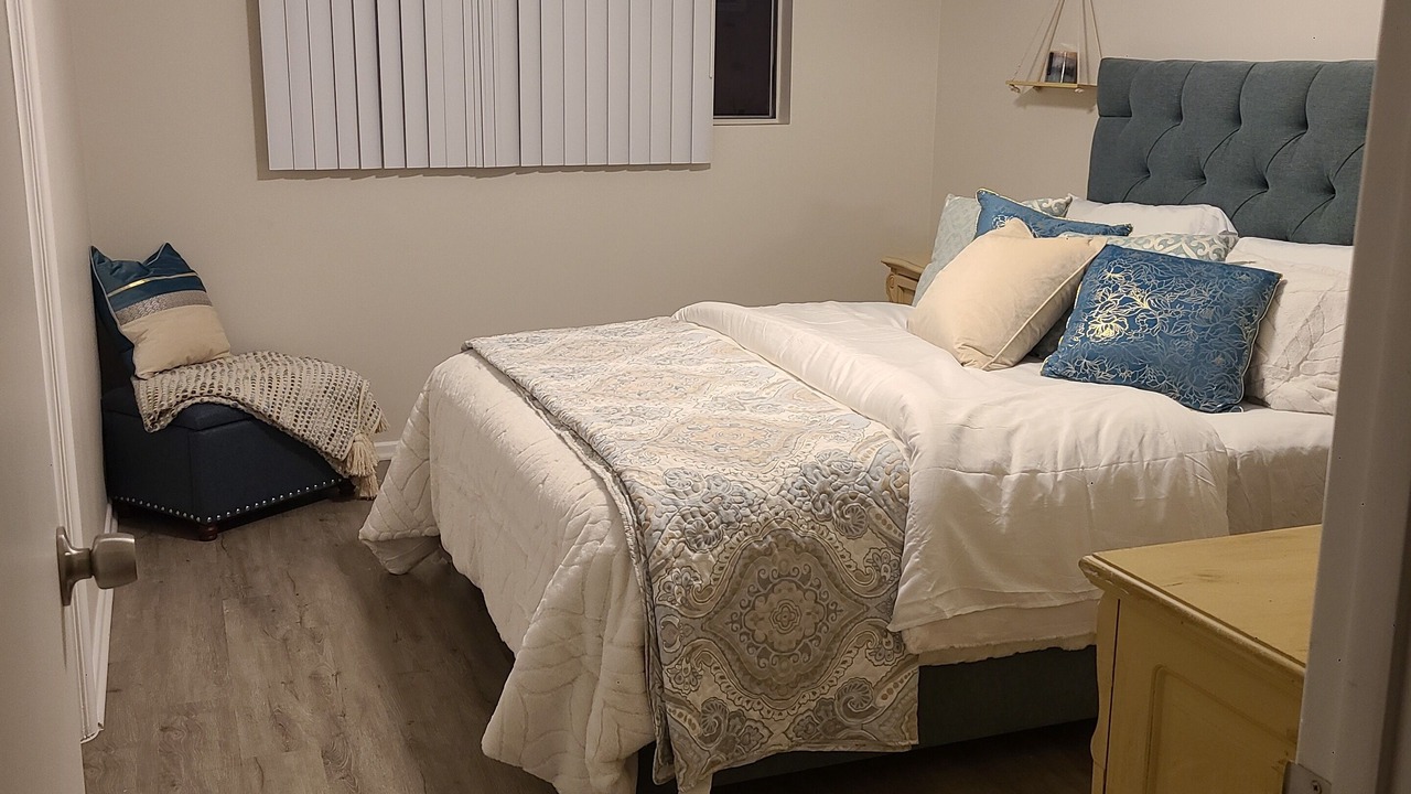 Photo of Bedroom in Bellflower