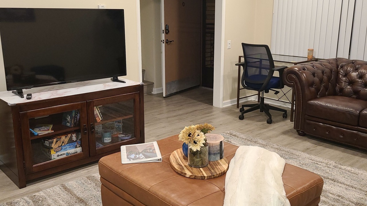 Photo of Bedroom in Bellflower