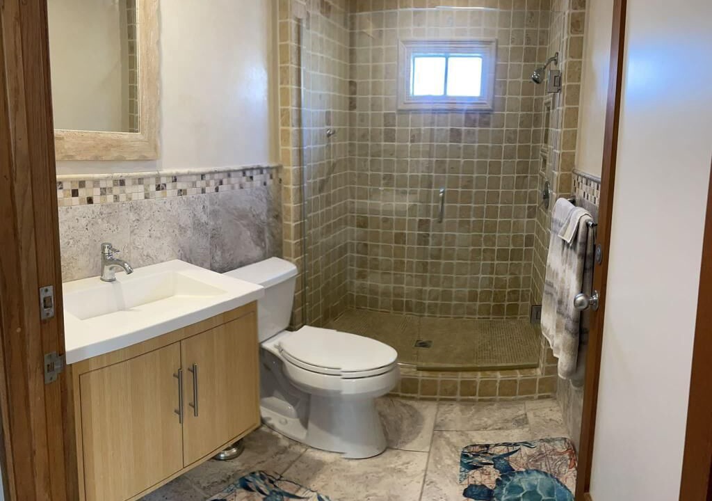 Photo of Bathroom in Peninsula
