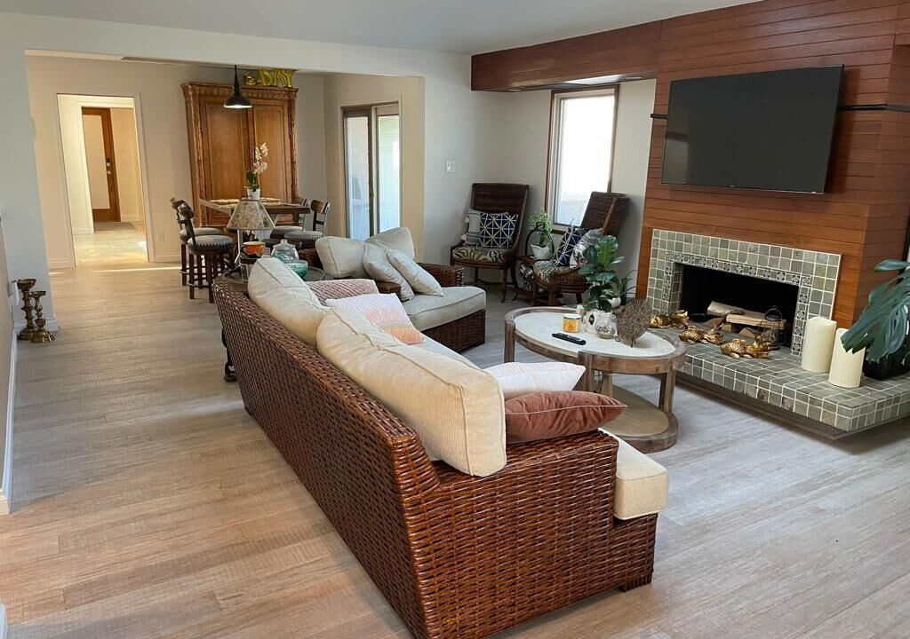 Photo of Livingroom in Peninsula