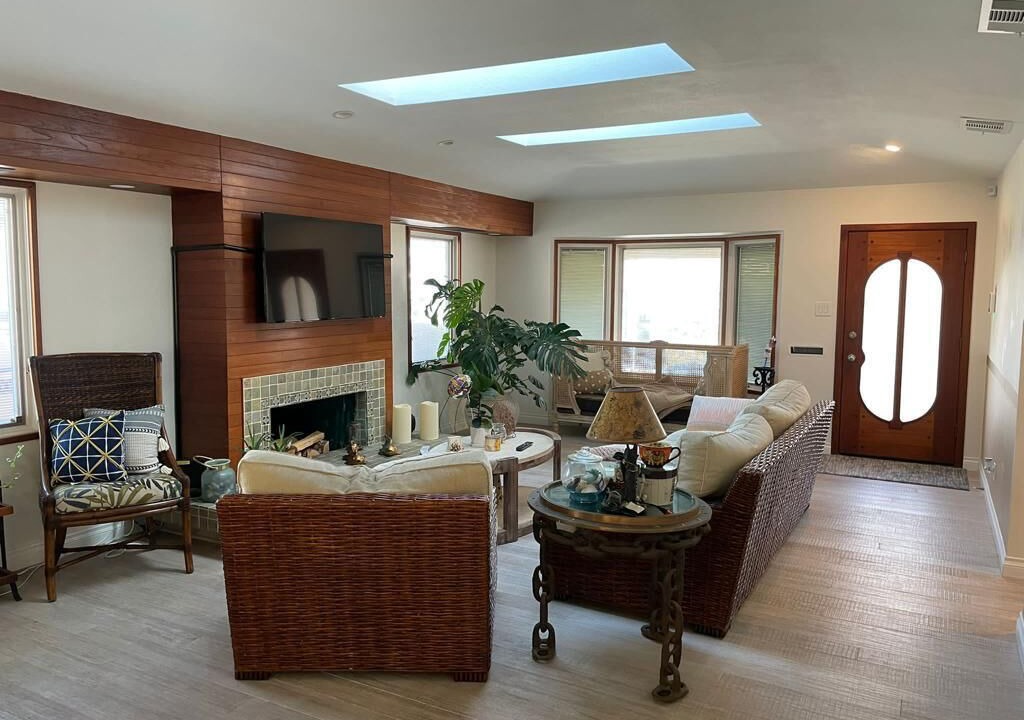 Photo of Livingroom in Peninsula