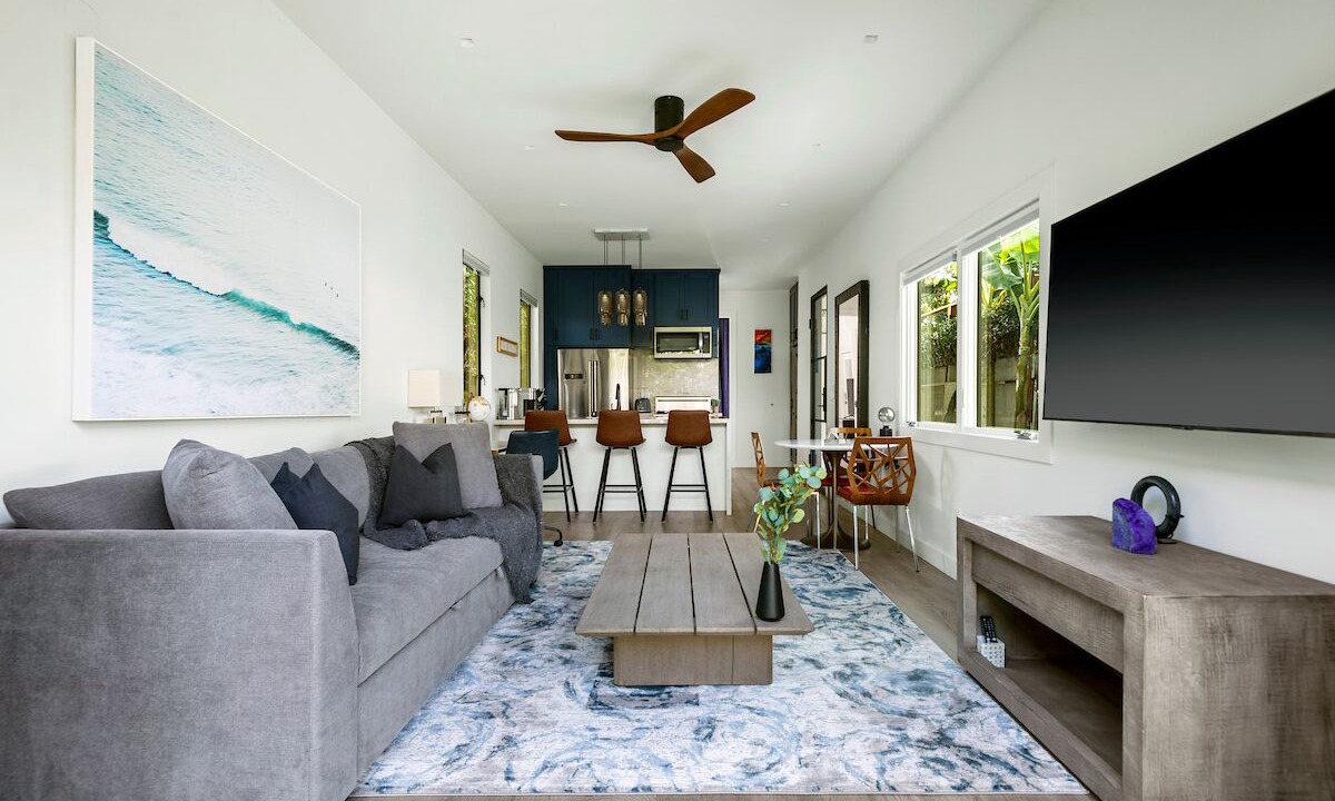 Photo of Livingroom in Carlson Park
