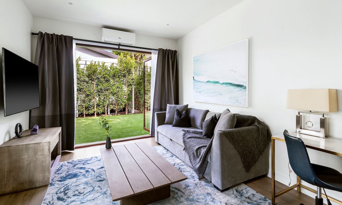 Photo of Livingroom in Carlson Park