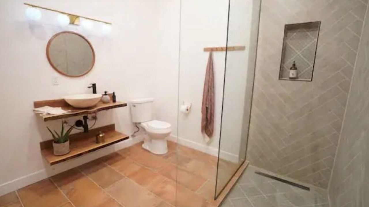 Photo of Bathroom in Landers