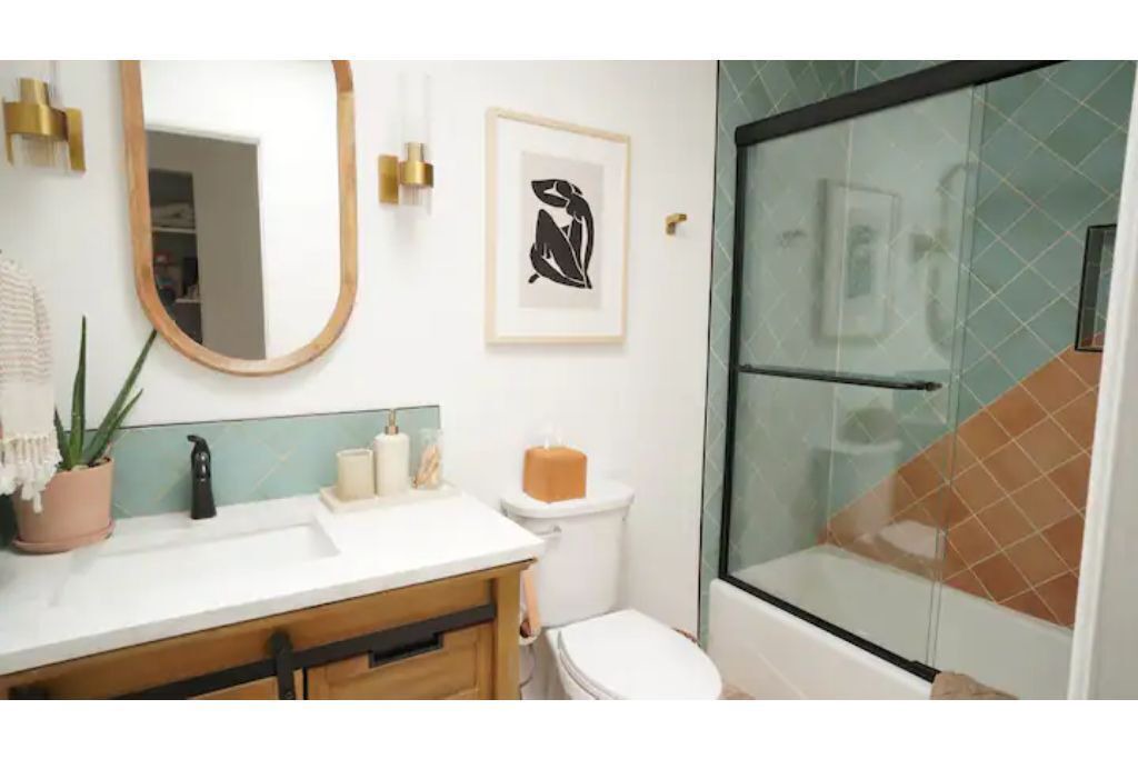 Photo of Bathroom in Landers