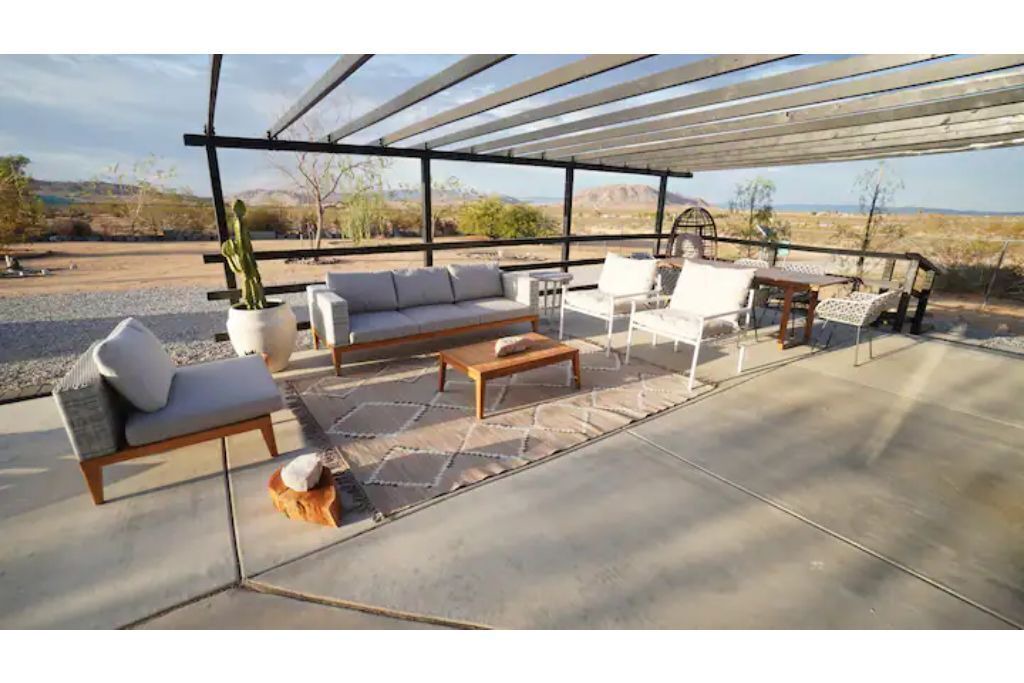 Photo of Patio Balcony in Landers