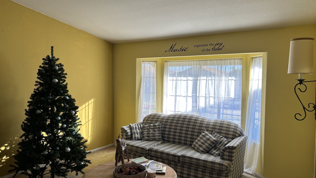 Photo of Livingroom in Hemet