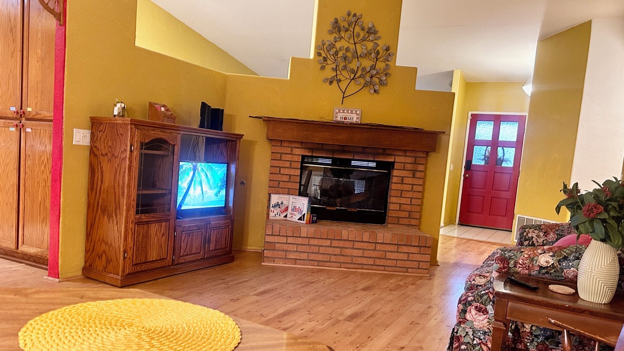 Photo of Livingroom in Hemet
