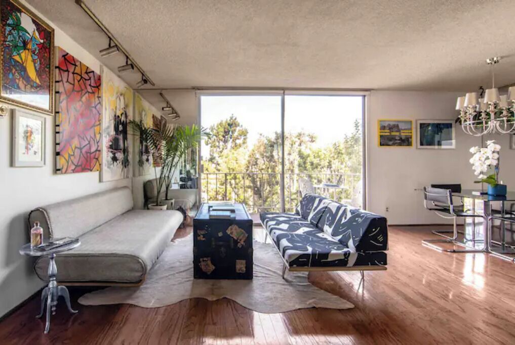 Photo of Livingroom in Beverly Grove