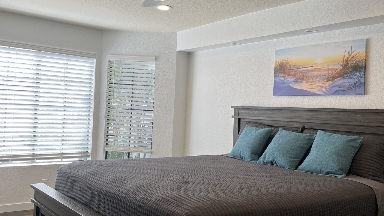 Photo of Bedroom in Hollywood Beach