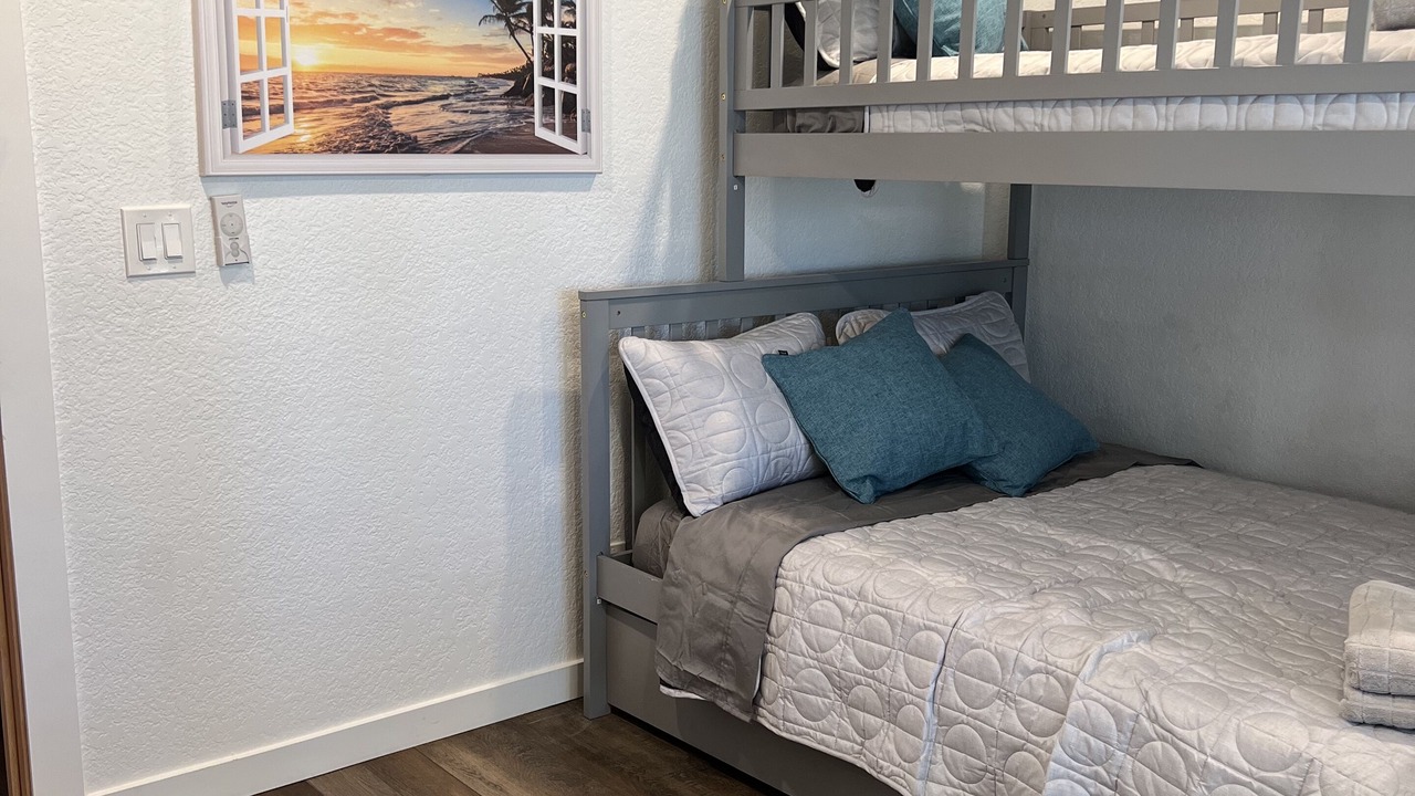 Photo of Bedroom in Hollywood Beach