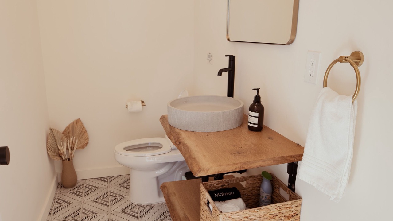 Photo of Bathroom in Landers