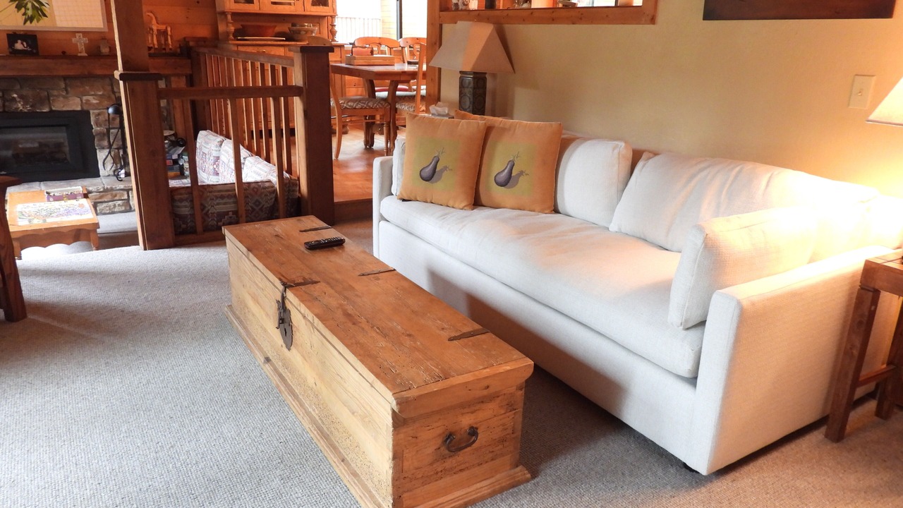 Photo of Livingroom in Kingswood Estates