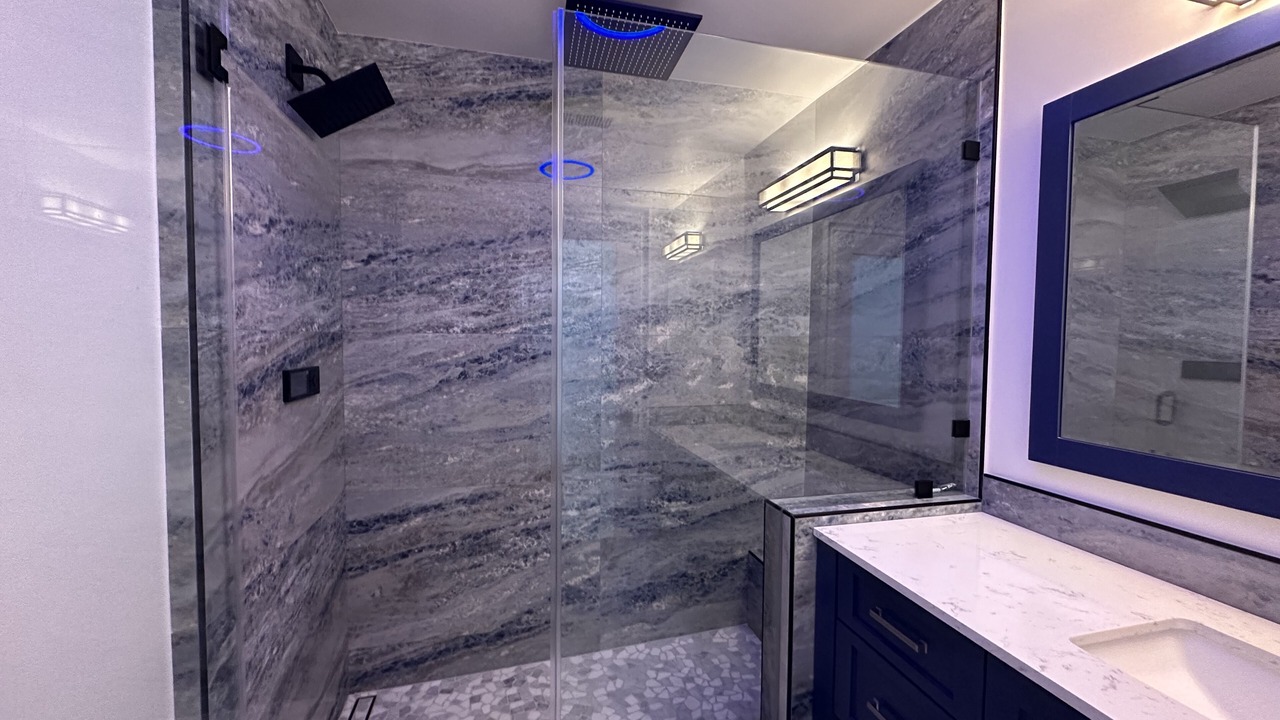 Photo of Bathroom in Harbor