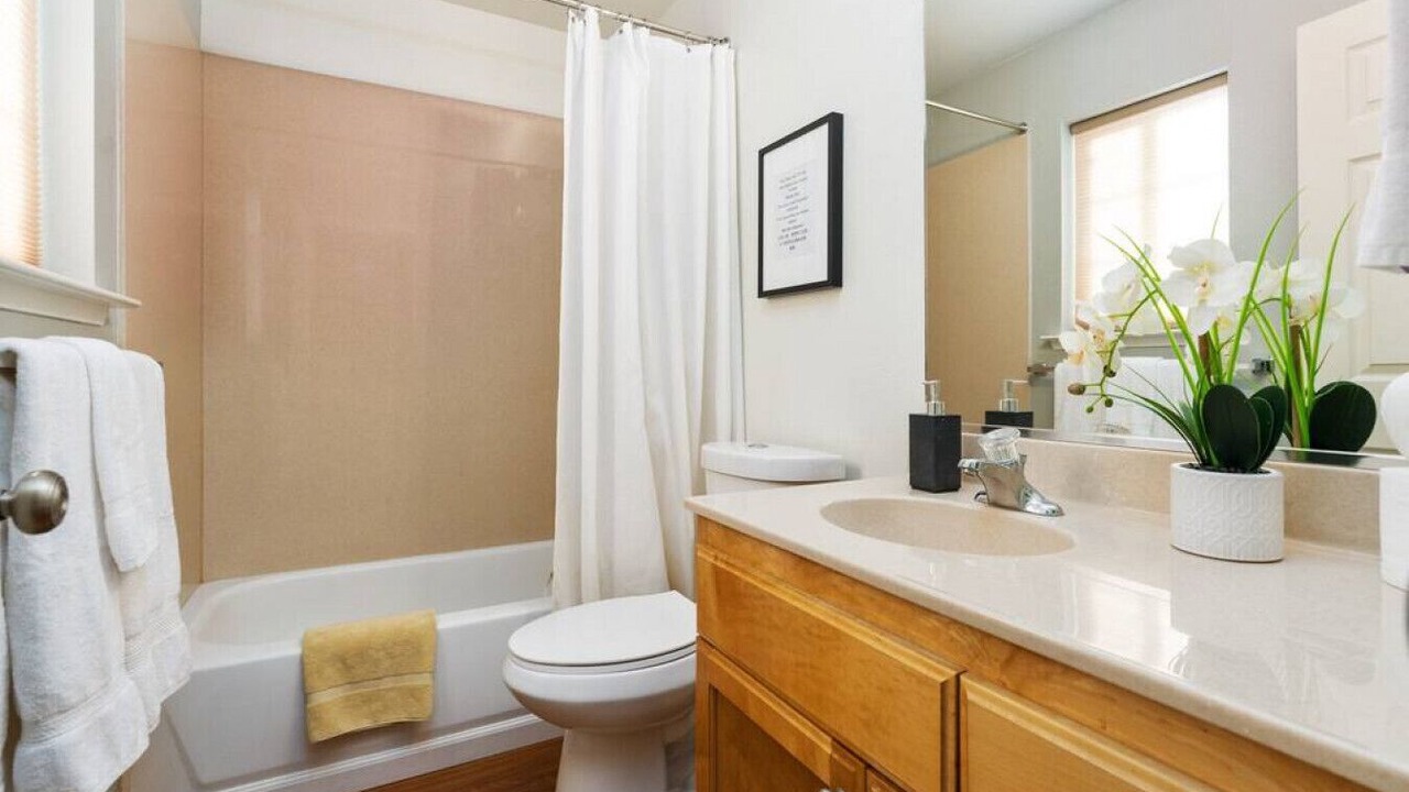 Photo of Bathroom in Mariposa