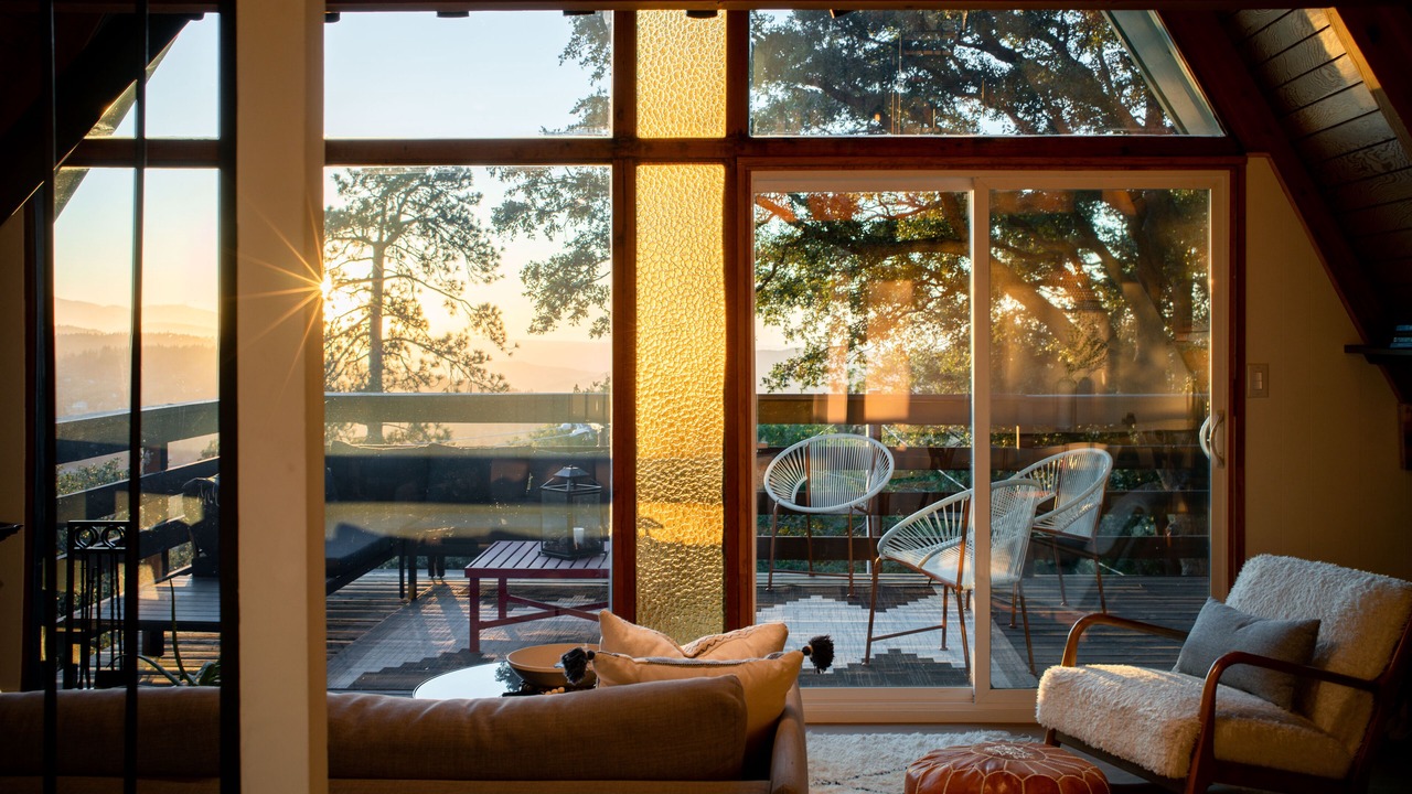 Photo of Livingroom in Crestline