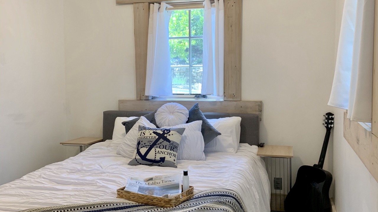 Photo of Bedroom in Malibu