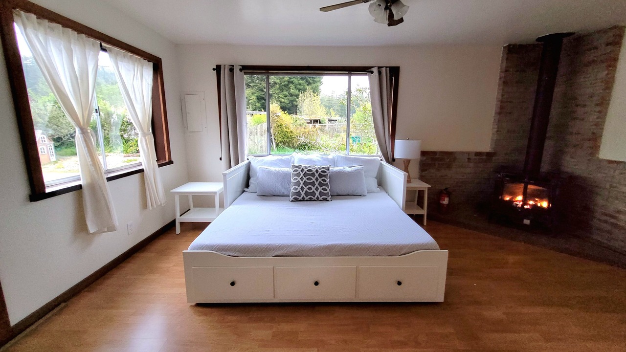 Photo of Bedroom in Fort Bragg