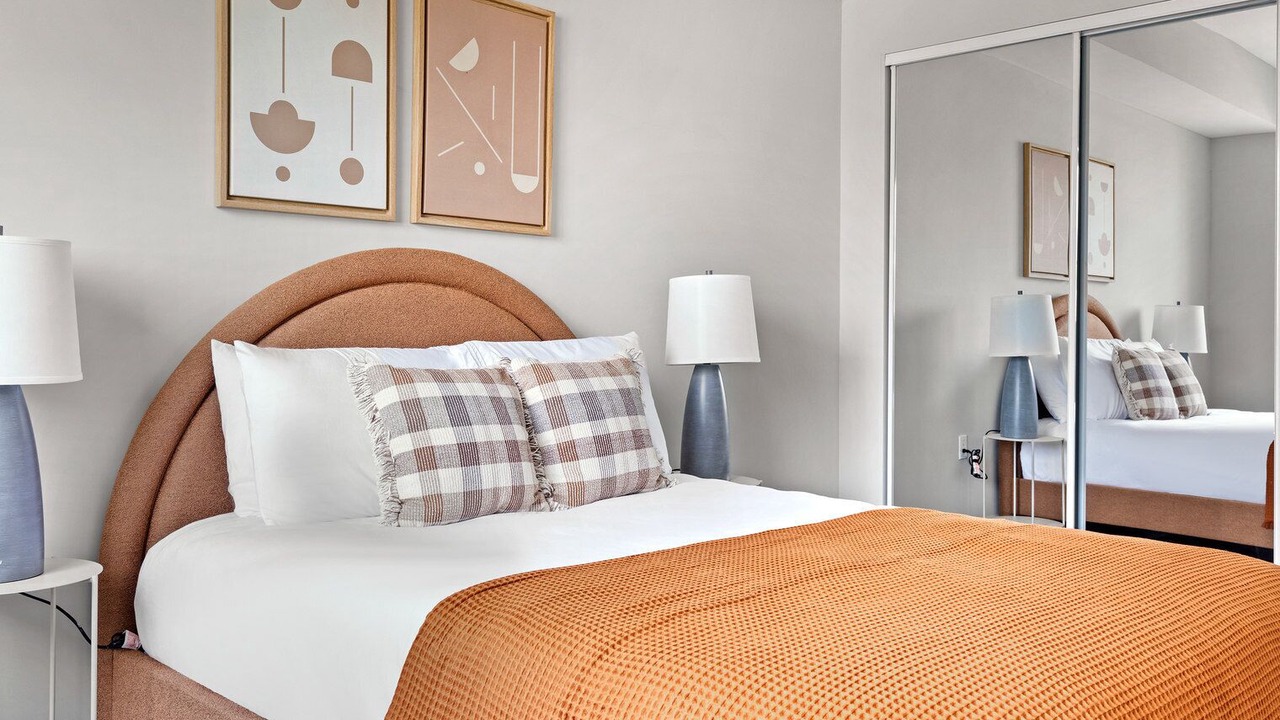 Photo of Bedroom in NoHo Arts District