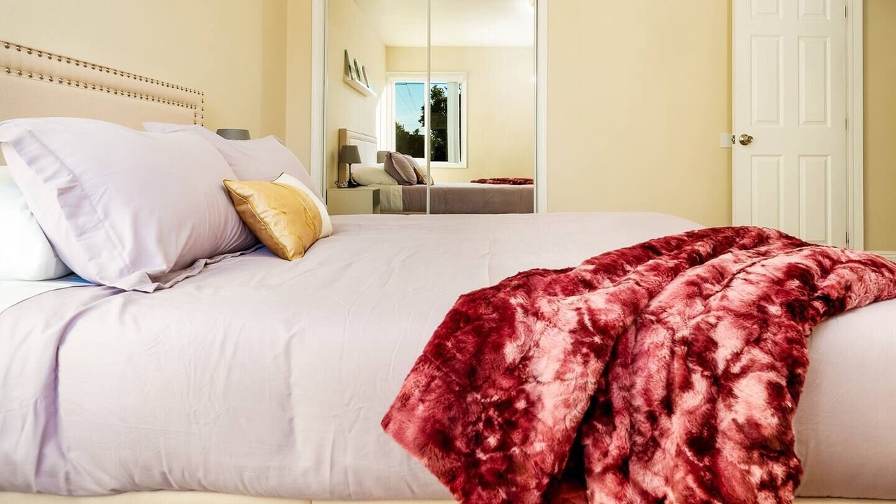 Photo of Bedroom in Hawthorne
