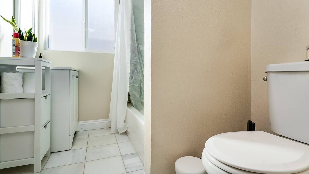 Photo of Bathroom in Hawthorne
