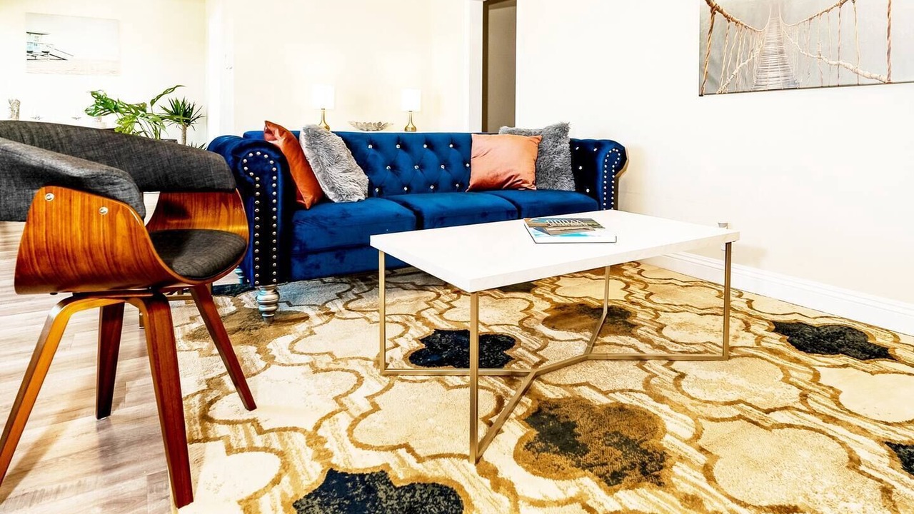Photo of Livingroom in Hawthorne