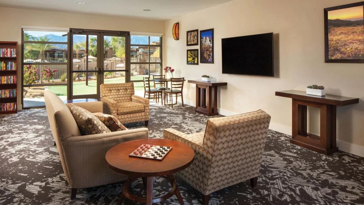 Photo of Livingroom in Palm Desert