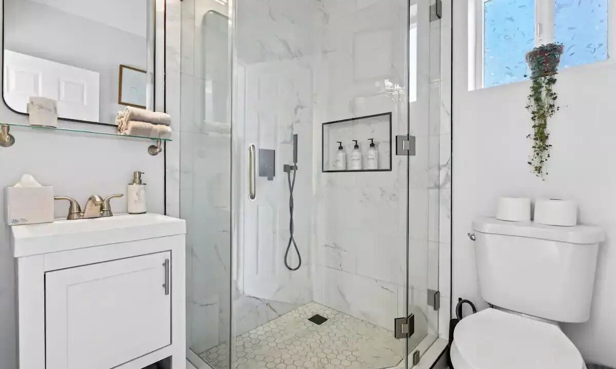 Photo of Bathroom in Alhambra
