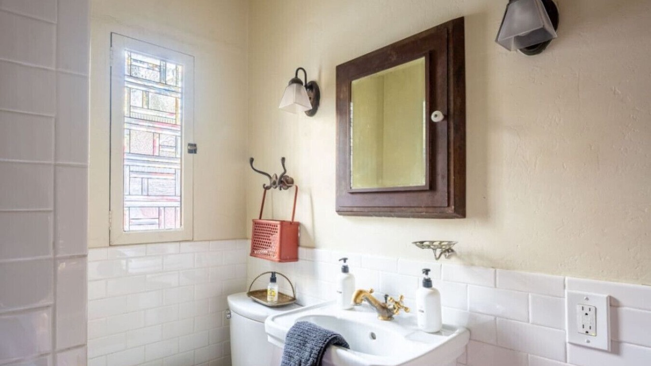 Photo of Bathroom in Wrightwood