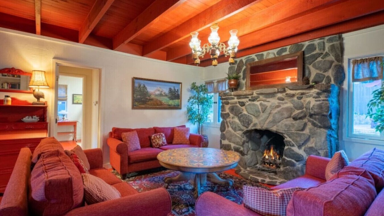 Photo of Livingroom in Wrightwood