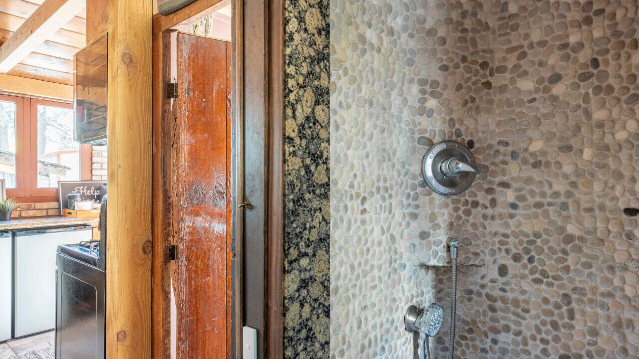 Photo of Bathroom in Wrightwood