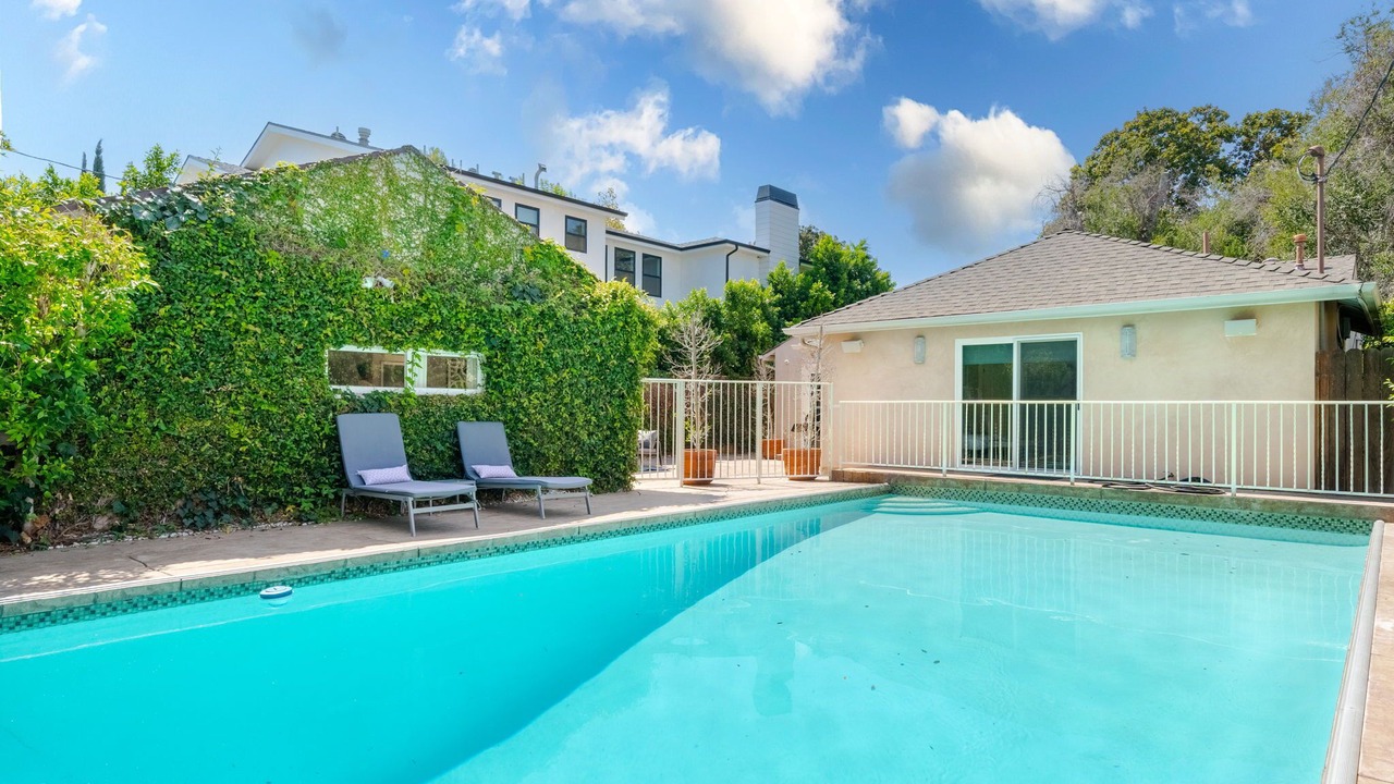 Photo of Outdoor in Sherman Oaks