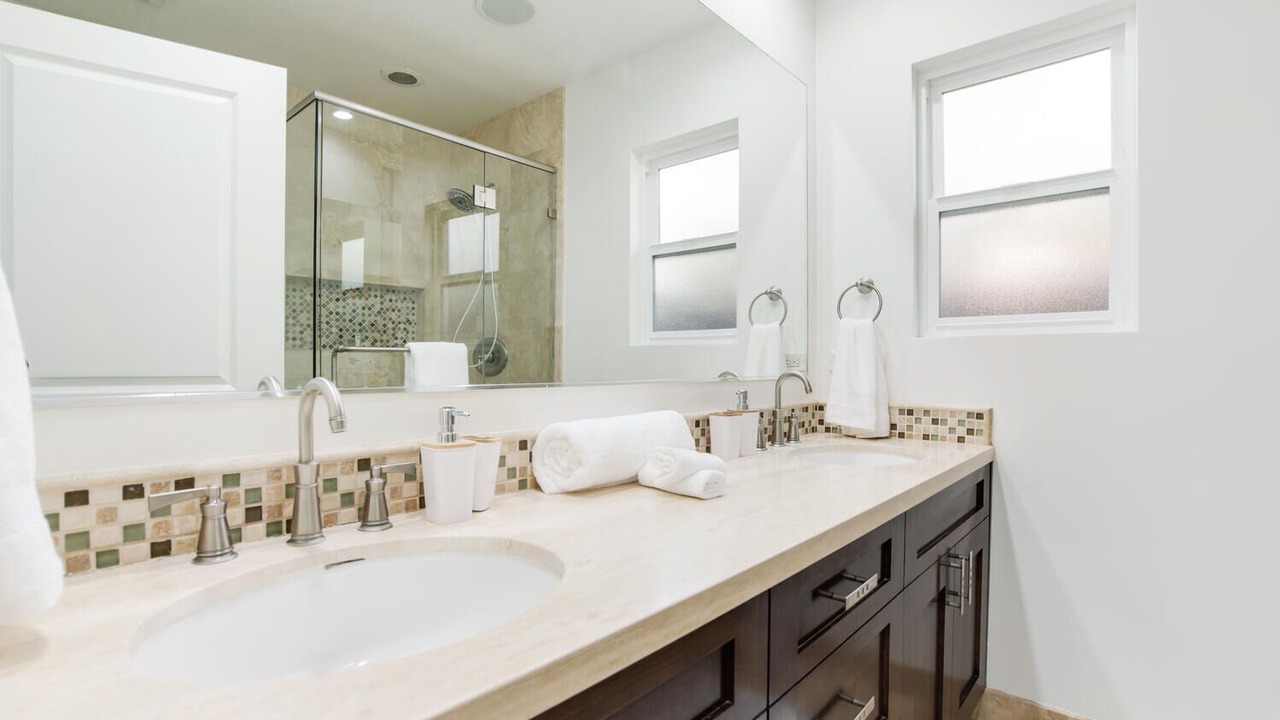 Photo of Bathroom in Sherman Oaks