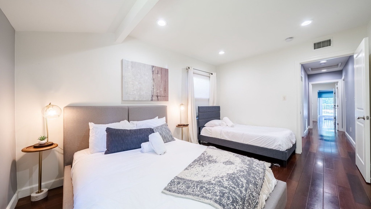 Photo of Bedroom in Sherman Oaks