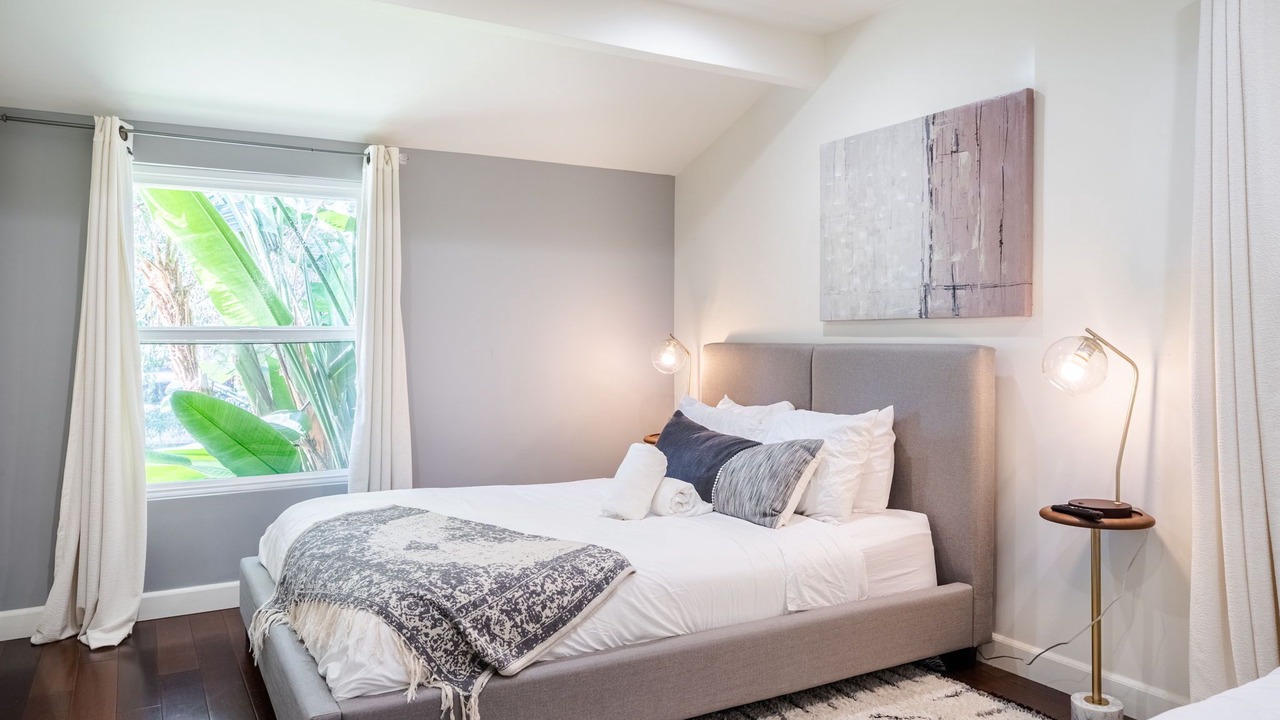 Photo of Bedroom in Sherman Oaks