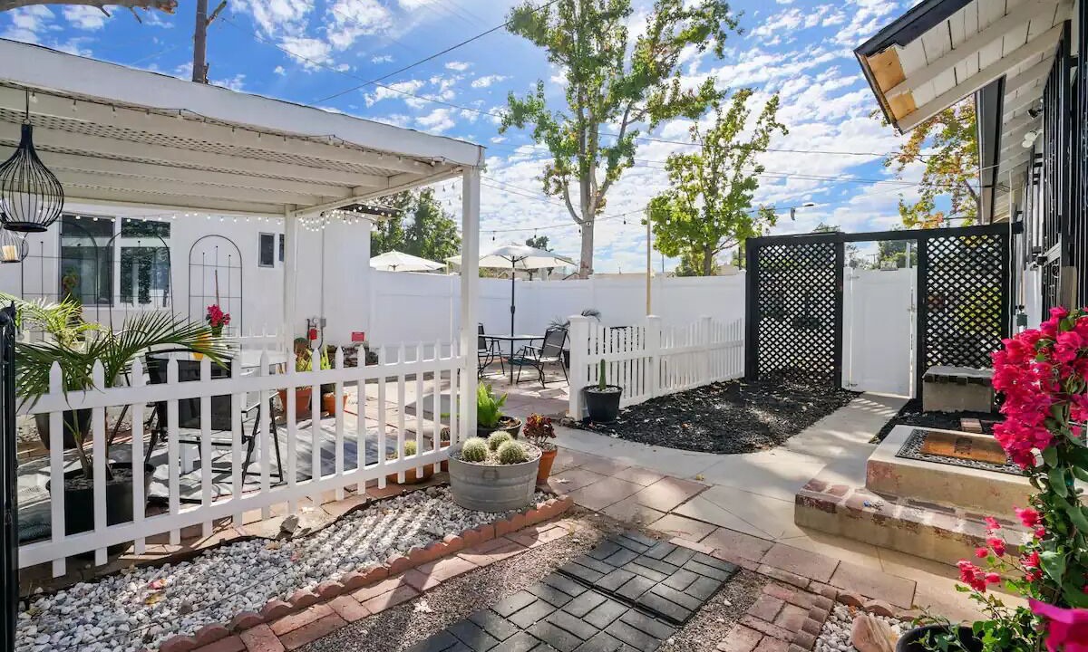Photo of Patio Balcony in Monterey Park