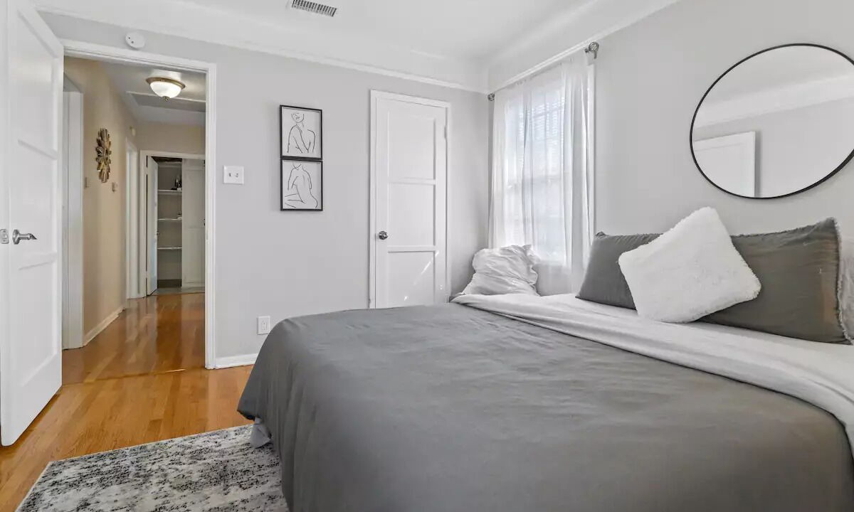 Photo of Bedroom in Monterey Park