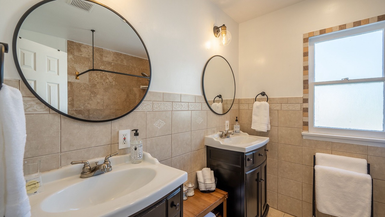 Photo of Bathroom in Walnut Valley