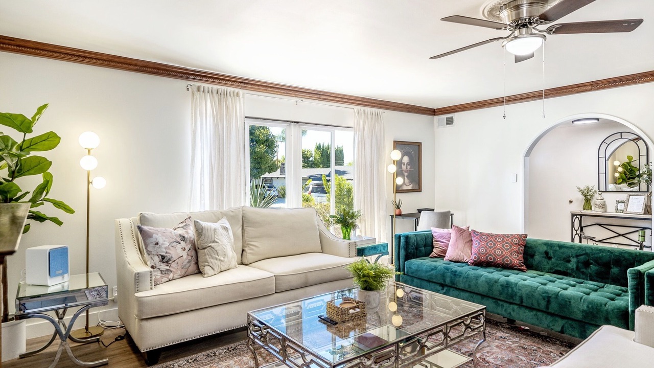 Photo of Livingroom in Walnut Valley