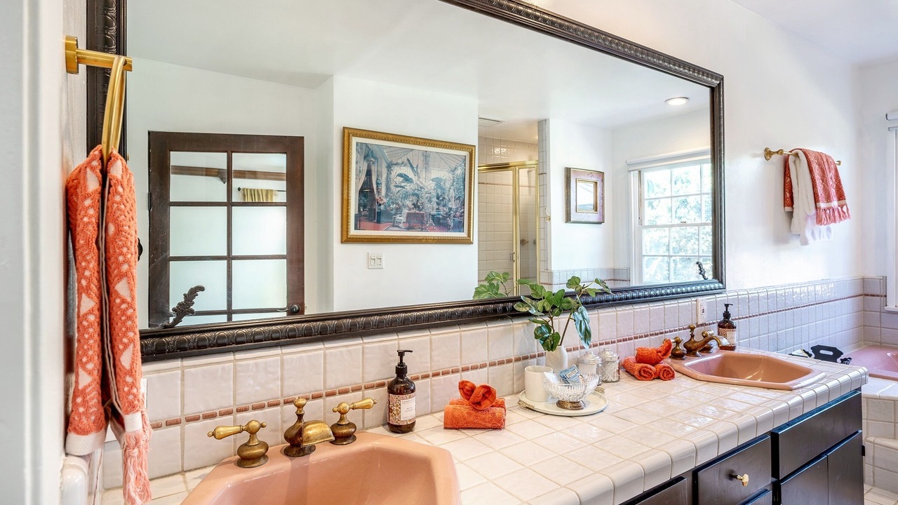 Photo of Bathroom in Walnut Valley