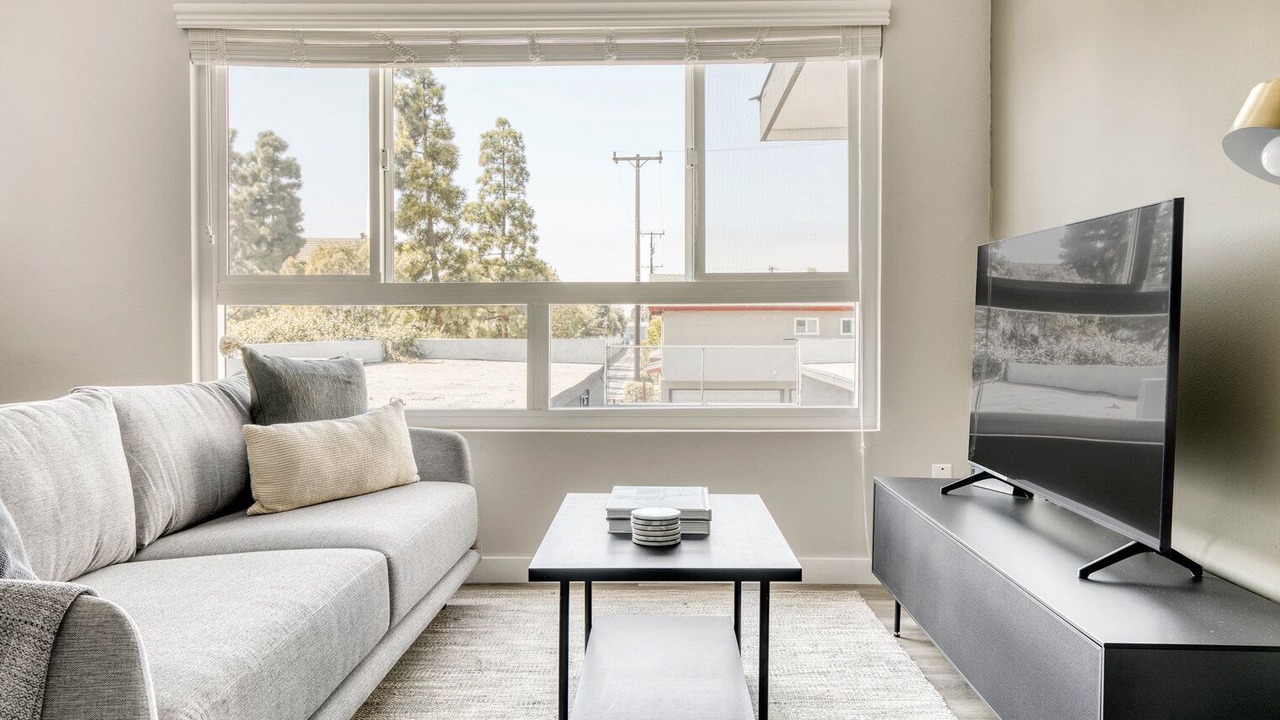 Photo of Livingroom in Delthorne