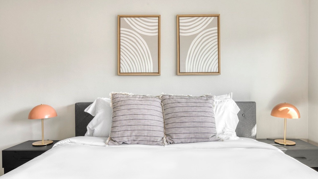 Photo of Bedroom in Delthorne