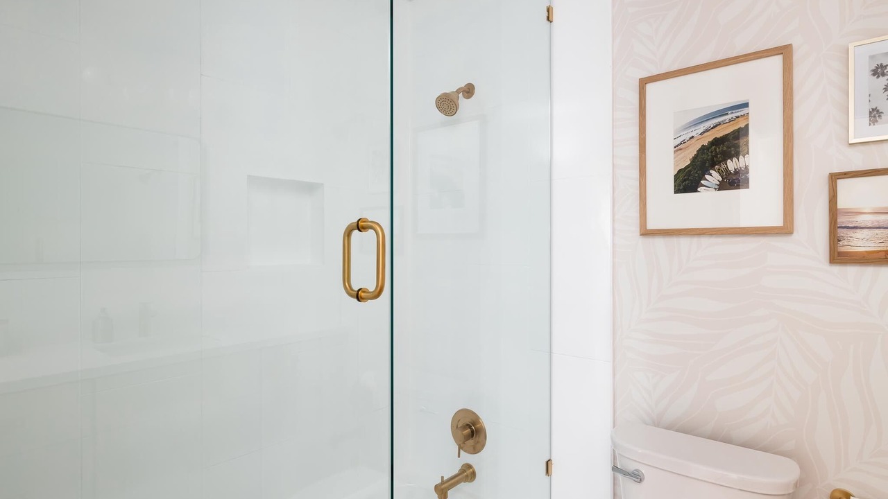 Photo of Bathroom in Vista