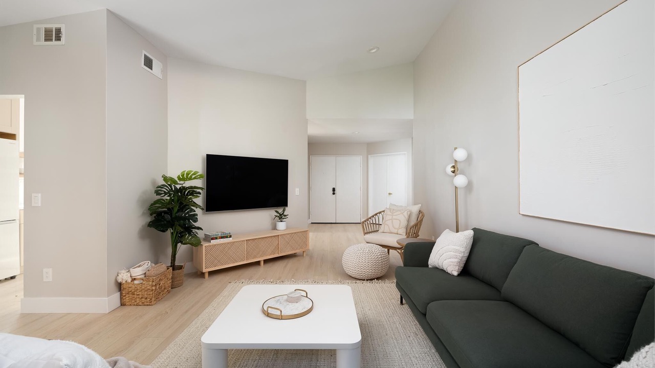 Photo of Livingroom in Vista
