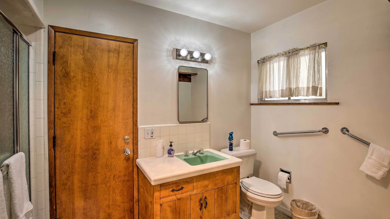 Photo of Bathroom in East Whittier