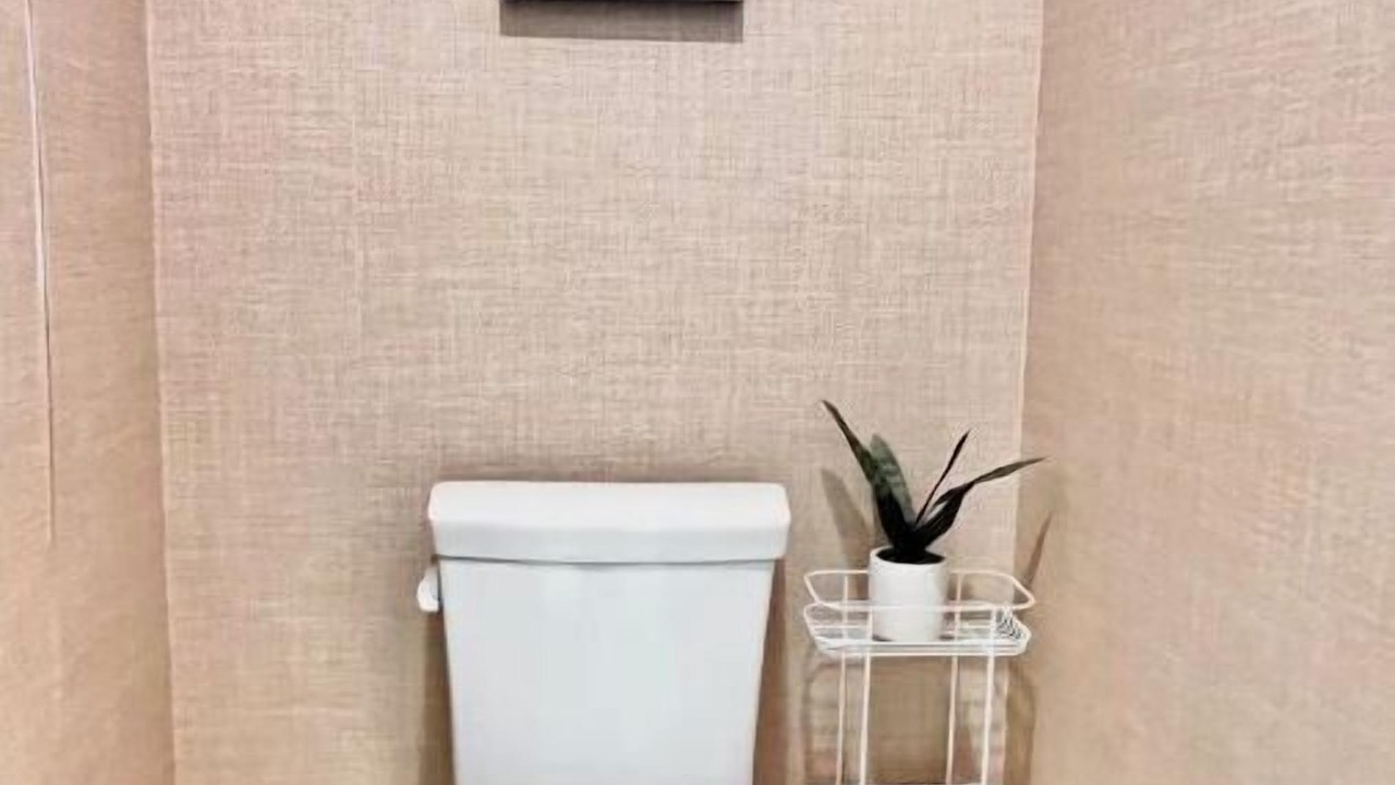 Photo of Bathroom in Portola Springs