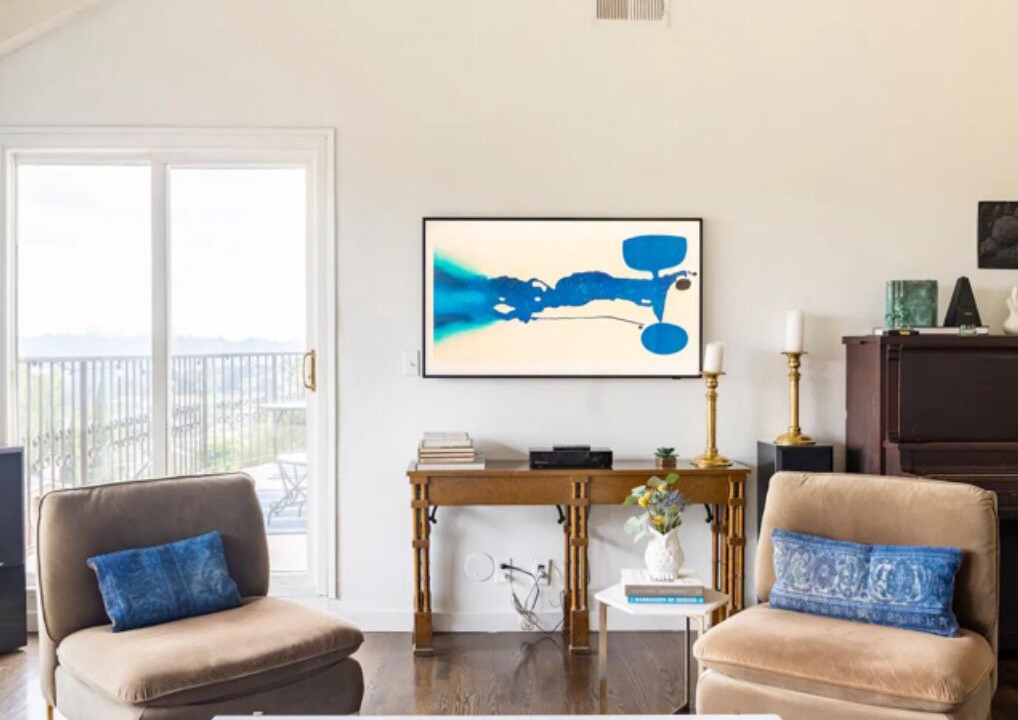 Photo of Livingroom in Eagle Rock